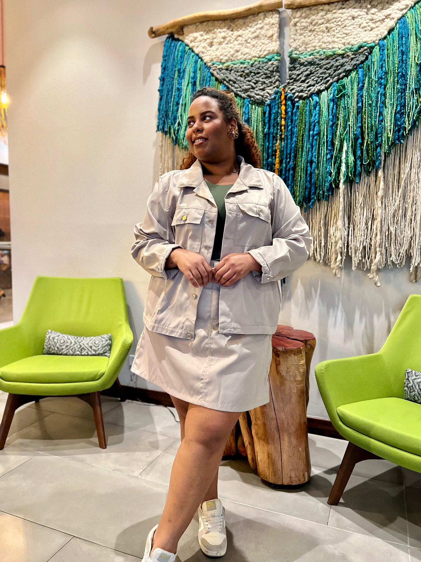 CHAQUETA OVERSIZE TAUPE