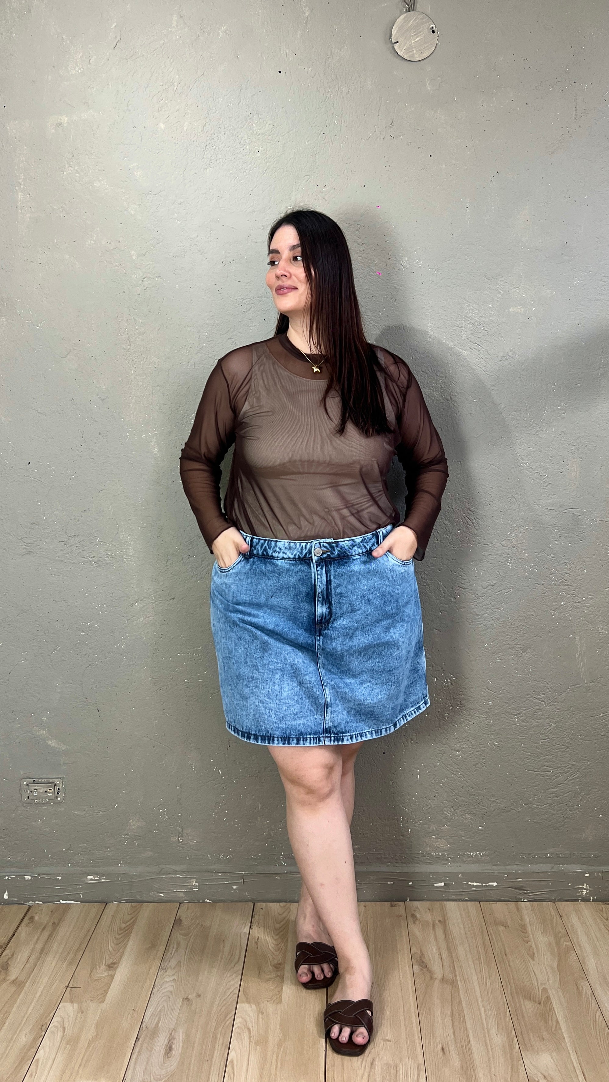 FALDA ENGAÑADORA
